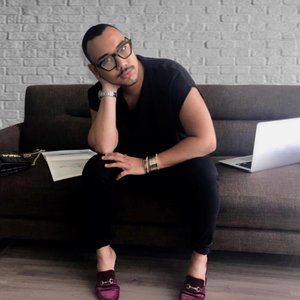 Meet your Posher, Nickolas